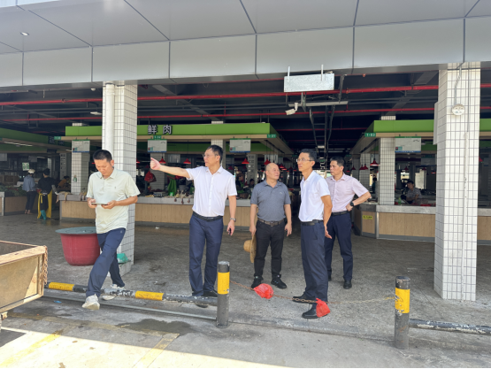 沈東宇到城月鎮督導信訪事項、典型鎮創建和農村人居環境整治工作